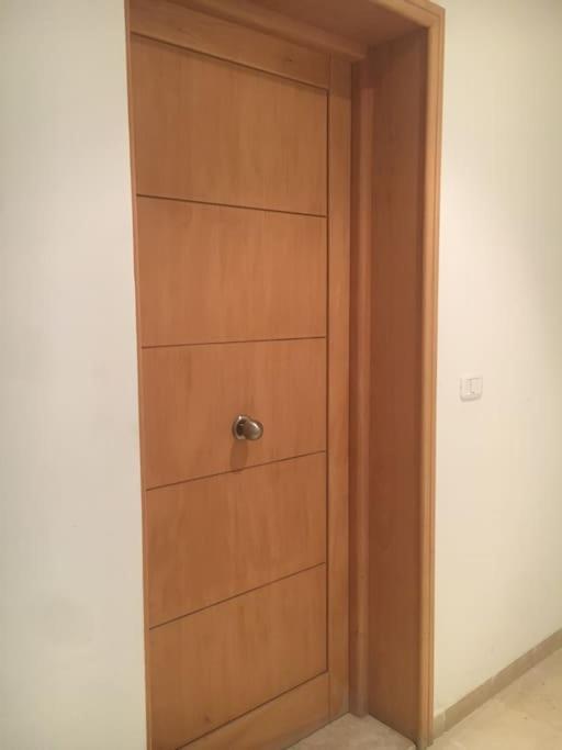 Appartement Simple Et Propre Сфакс Екстер'єр фото